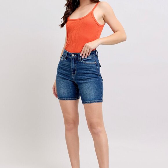 Judy Blue Full Size‎ High Waist Bermudas Jeans W/ Back Flap Pockets Plus Size - Picture 9 of 10